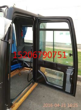 點(diǎn)擊查看詳細(xì)信息<br>標(biāo)題：三一SY215-9/SY-9型挖掘機(jī)駕駛室總成 帶內(nèi)飾線(xiàn)束 閱讀次數(shù)：3731